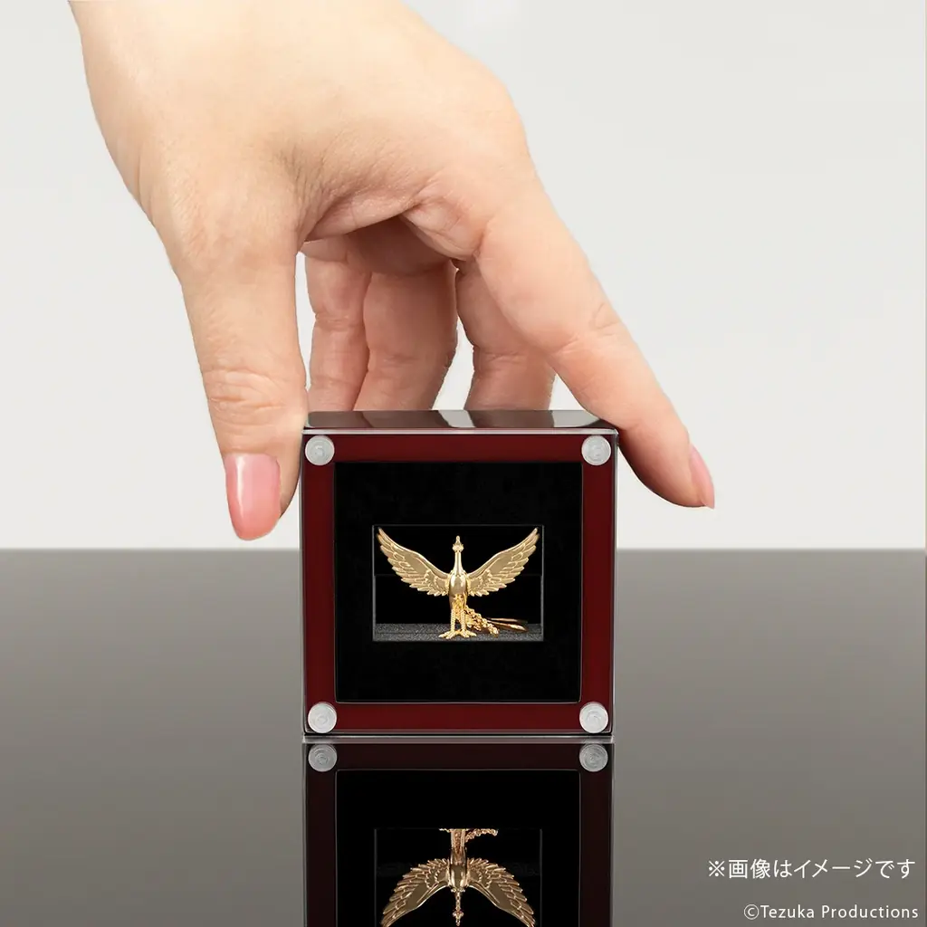 手塚治虫の傑作『火の鳥』が18金で甦る。全長約２㎝に命を吹き込んだ職人技。火の鳥 ／ 火の鳥 -羽根- ミニフィギュア 画像 8
