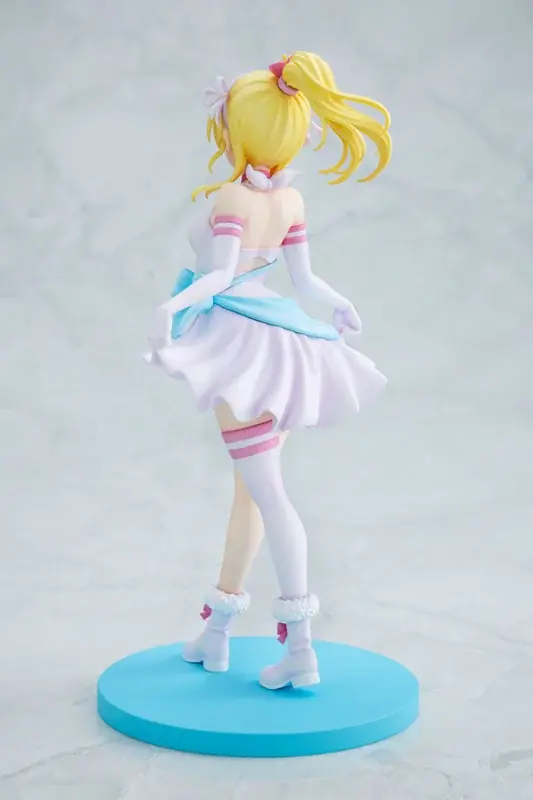 『ラブライブ！』シリーズ15周年を記念し、「絢瀬絵里」「東條 希」「矢澤にこ」が『僕たちはひとつの光』の衣装でフィギュア化。 画像 8