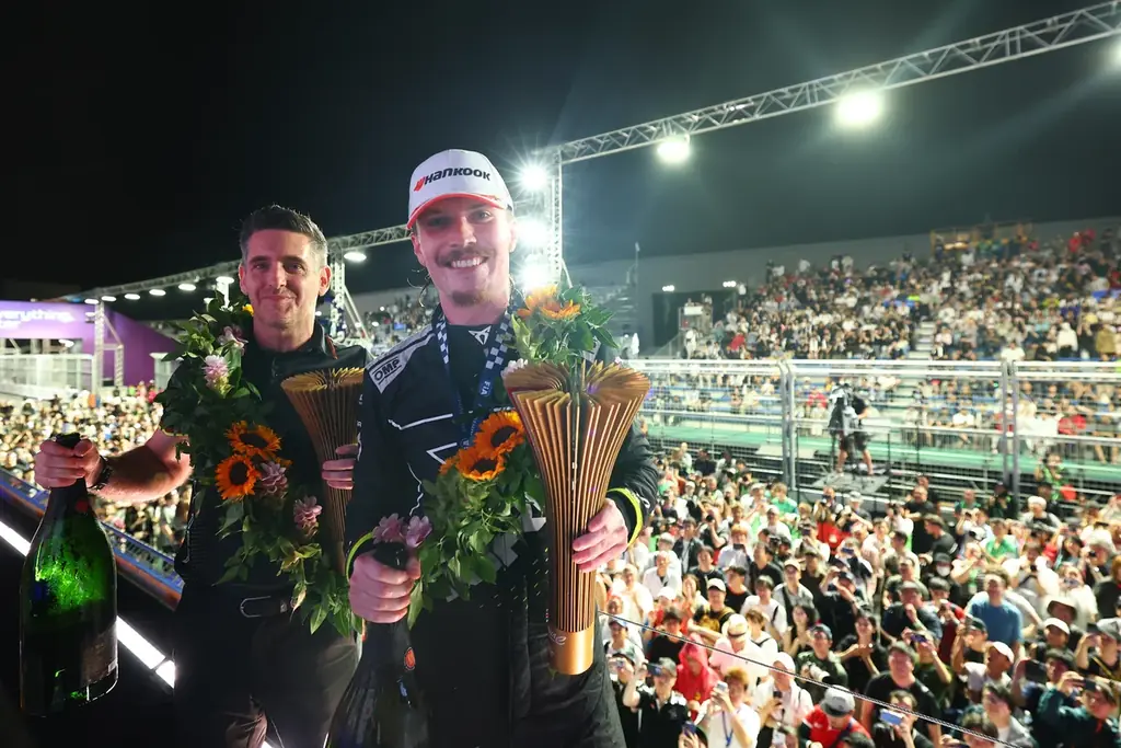 ダン・ティクタム、最終ラップでデニスを逆転し2026 TDK Tokyo E-Prix第14戦で優勝 画像 1