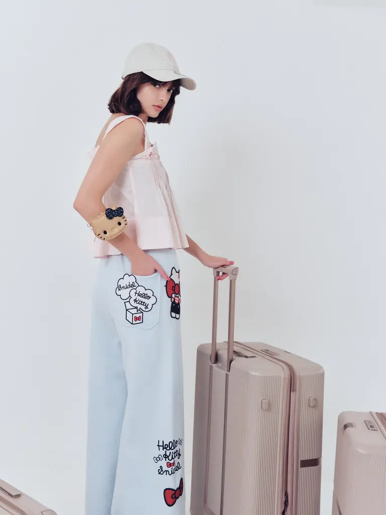 【SNIDEL♡HELLO KITTY】sanrio house（サンリオハウス）でしか手に入らない！スナイデルの「ハローキティ」コラボレーションアイテム全６型発売！ 画像 11
