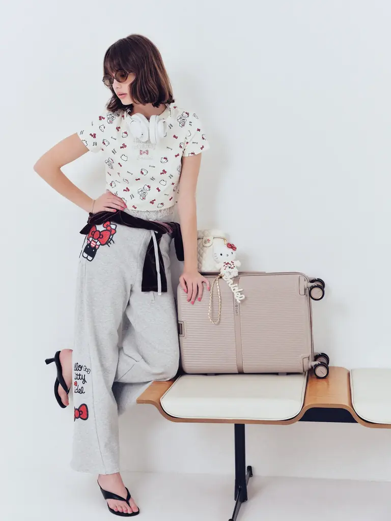 【SNIDEL♡HELLO KITTY】sanrio house（サンリオハウス）でしか手に入らない！スナイデルの「ハローキティ」コラボレーションアイテム全６型発売！ 画像 12