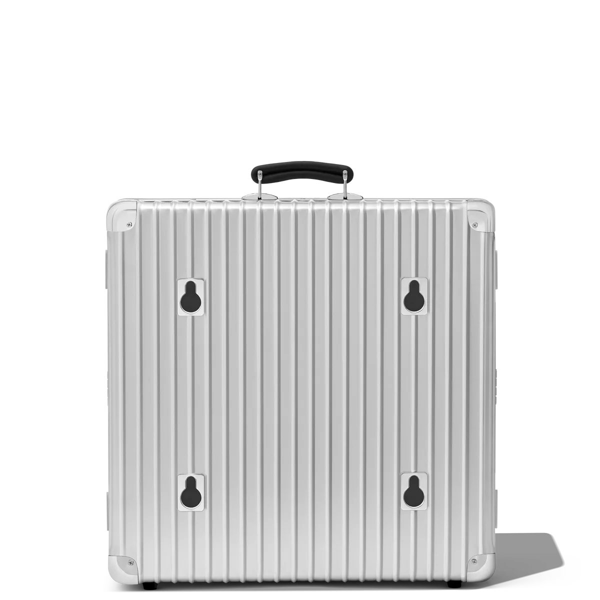 【RIMOWA】限定アイテム「ダーツボードケース」を発売 画像 3