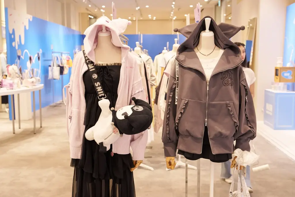 シナモロールとaoenがナビゲート！写真映えスポットやワクワクなコンテンツが満載の「MASH SUMMER WEEK 2026 LIMITED STORE」開催中 画像 3