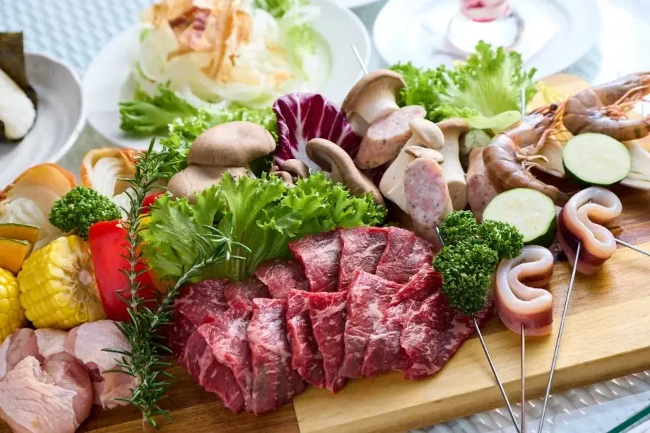 【1泊2食付で17,000円台～】関西最大級のドッグフレンドリーグランピング「カリコリゾート淡路島」が『愛犬用の贅沢ごちそう無料特典』や『淡路牛の熟成肉50％増量』など期間限定プランを販売開始 画像 13