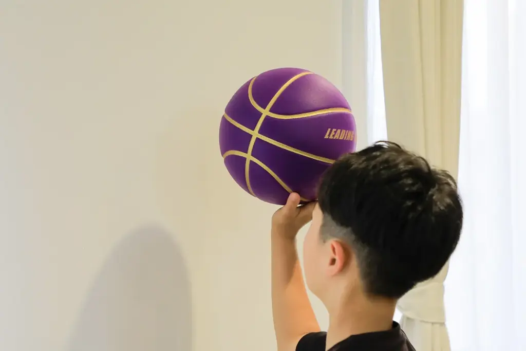 累計1万台超の静音バスケットボールが進化！試合球を極めた「極」誕生 画像 12