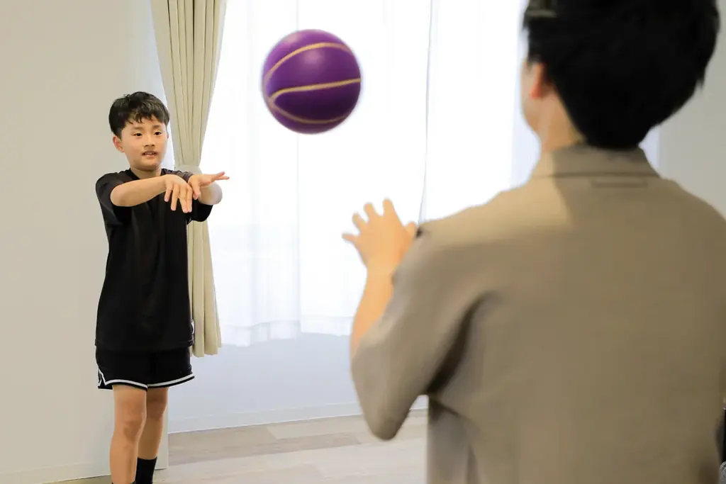 累計1万台超の静音バスケットボールが進化！試合球を極めた「極」誕生 画像 13