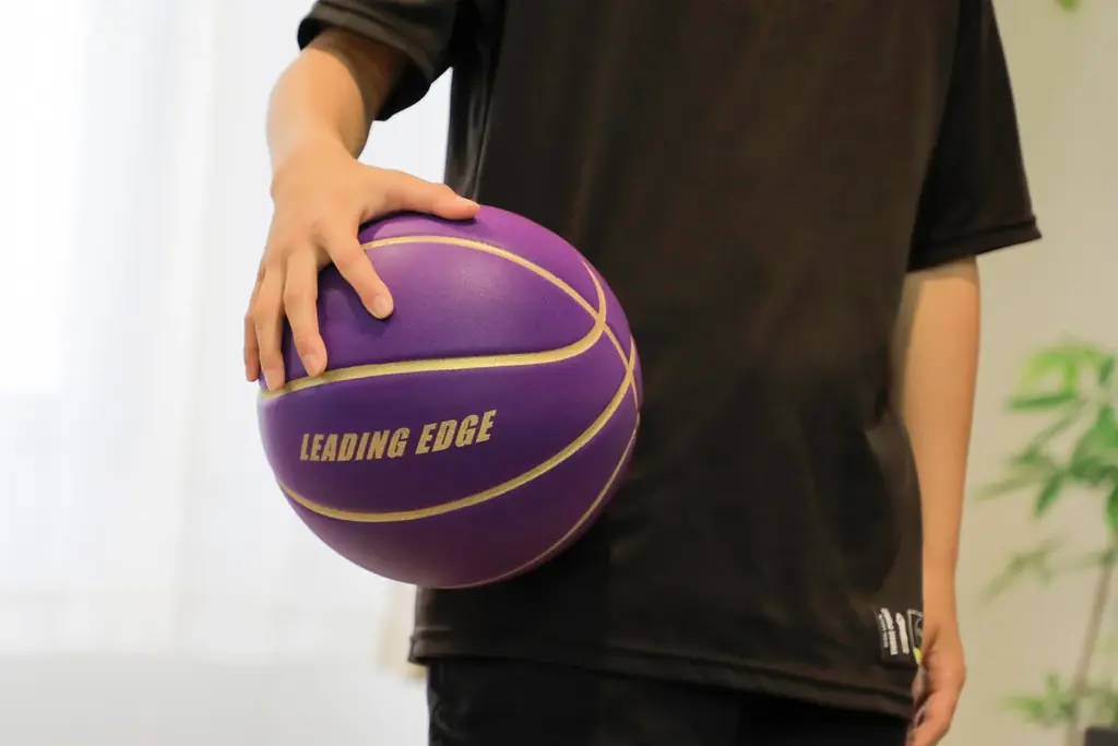 累計1万台超の静音バスケットボールが進化！試合球を極めた「極」誕生 画像 6