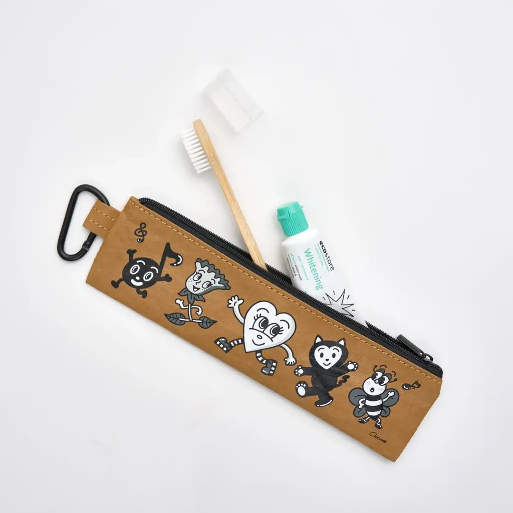 【エコストア】Chocomoo×ecostoreコラボレーション第2弾！10種のオーラルケアセットとバッグがアーティストChocomooのイラストで彩られ登場 画像 3