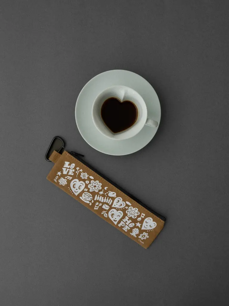 【エコストア】Chocomoo×ecostoreコラボレーション第2弾！10種のオーラルケアセットとバッグがアーティストChocomooのイラストで彩られ登場 画像 6