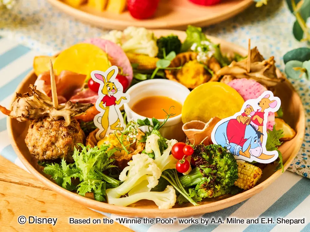 ８/3は「はちみつの日」！【ディズニーの世界観で楽しむカフェ＆ギフトショップ】「Disney HARVEST MARKET」で「くまのプーさん」原作100周年記念の新グッズや限定特典が続々登場。 画像 9