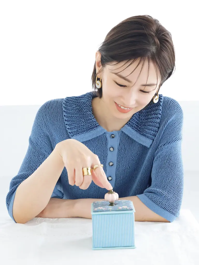 祝・連載1周年！ 北川景子さんが人気手芸雑誌「コットンタイム」９月号（８/６発売）付録を使って「小花柄のファブリックボックス」を製作。「手芸が＜お仕事＞になり、いいことしかなかった1年です！」 画像 4