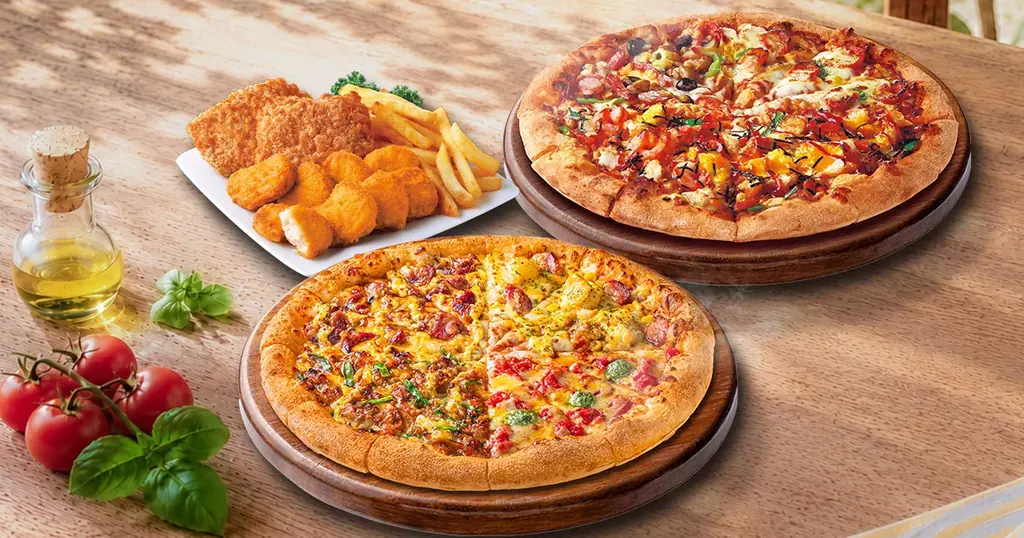 【お盆の集まりはピザハットで！】人気ピザ＆ダブルチキンコンボがセットになった「夏休みセット」3種が3,000円〜で食べられる！ 画像 3