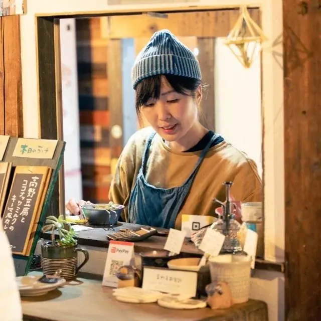 愛知・常滑市の”食”と”人”に出会う農泊体験3ツアーを開催！ヴィーガン寿司・地元の名酒場・特産牛乳と老舗洋菓子店のコラボスイーツを堪能 画像 4