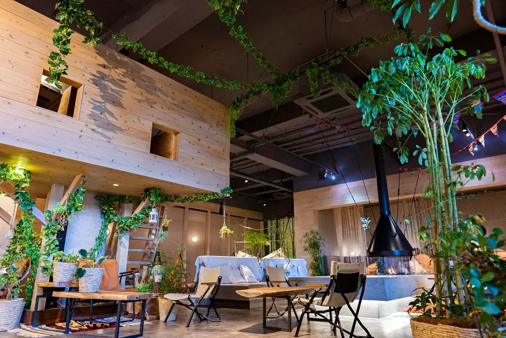 おふろcafe ハレニワの湯にて、毎週土曜日は大人のためのご褒美イベント。「懐メロ」に「缶詰バー」で楽しむ湯上がりのスペシャル「ハッピーアワー」 画像 7
