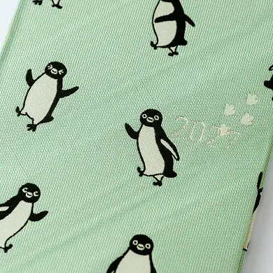 「ほぼ日手帳」初の旗艦店が、JR東京駅にオープン！9月中旬のオープンに合わせて「Suicaのペンギン」コラボ商品を限定販売 画像 4