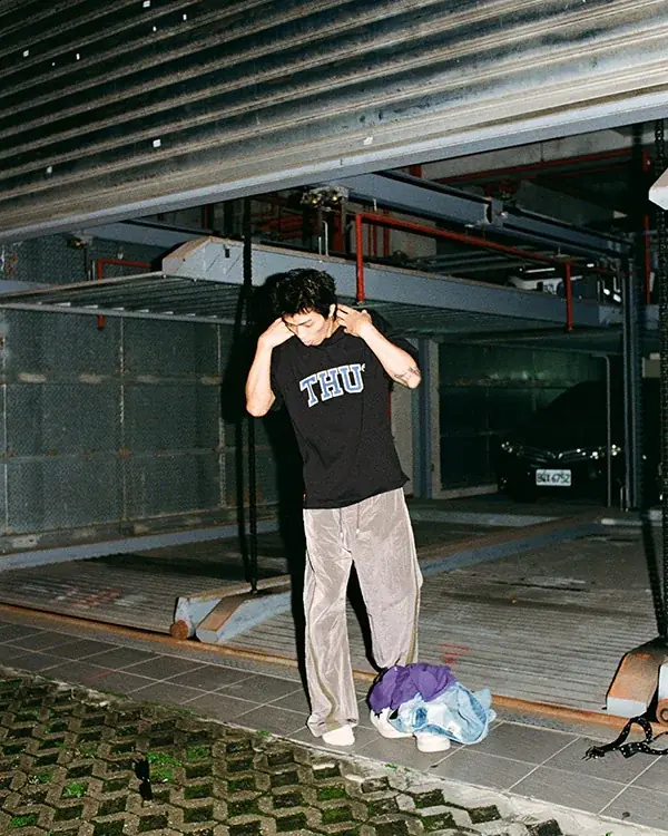 台北発「thur.」×「URBAN RESEARCH」 コラボレーションアイテムを発売台北のストリートで全編撮り下ろした最新ビジュアルを公開中 画像 5