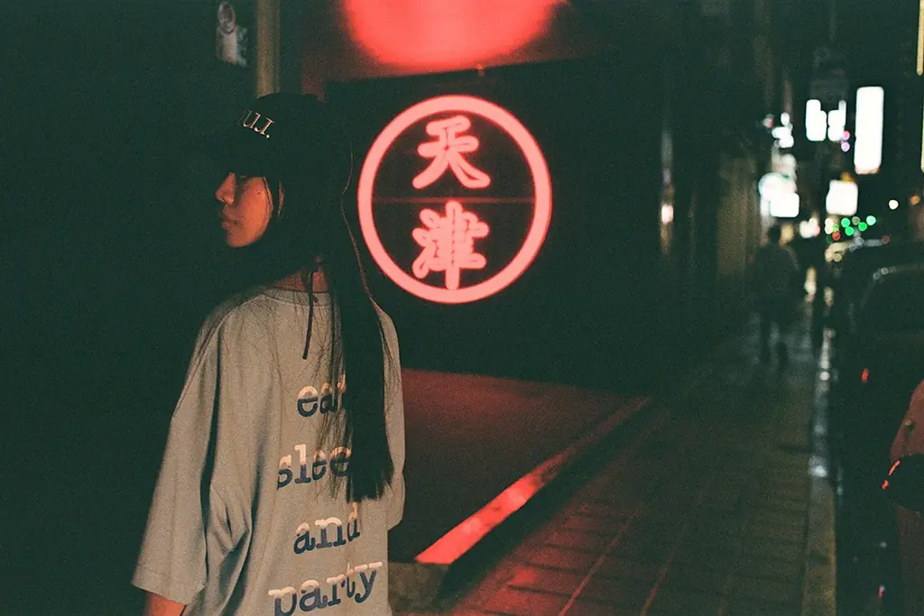 台北発「thur.」×「URBAN RESEARCH」 コラボレーションアイテムを発売台北のストリートで全編撮り下ろした最新ビジュアルを公開中 画像 6