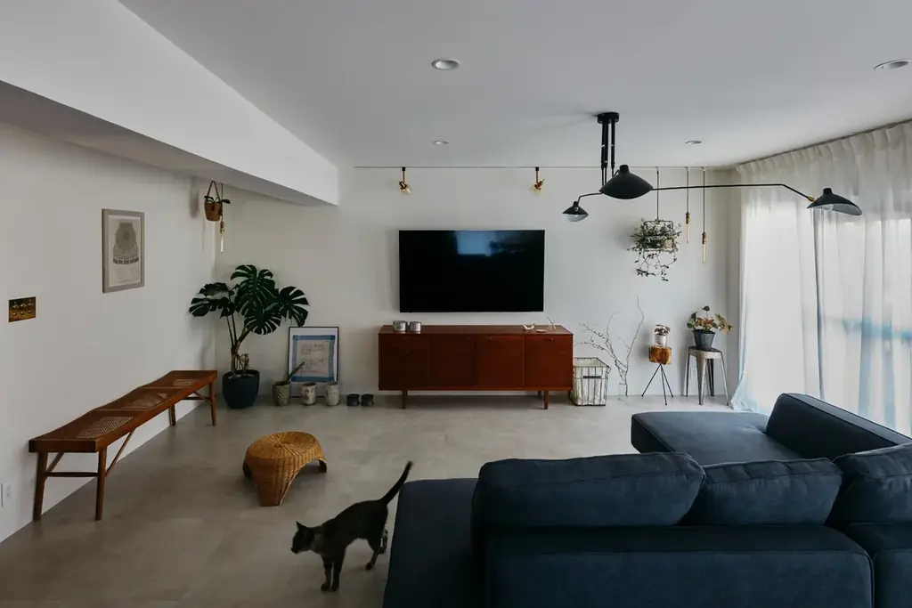 【好評につき再開催】築44年のマンションをフルリノベーション。チェック柄の土間や石の洗面など、こだわりの空間を体感できる見学会を名古屋市天白区で開催 画像 3
