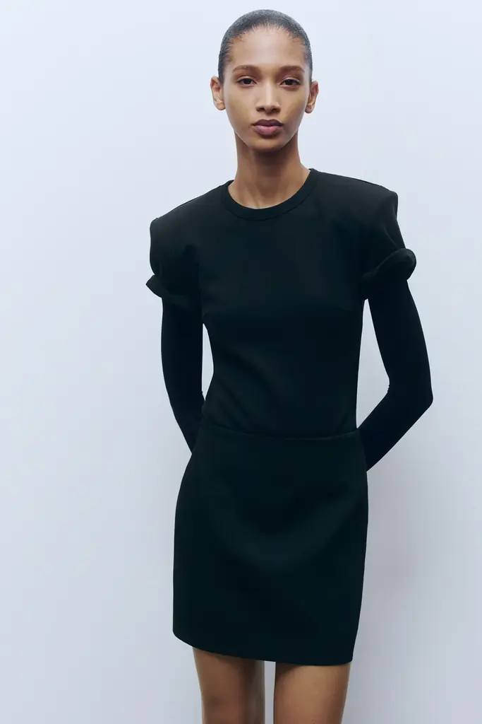 H&Mから、ニューヨーク発のラグジュアリー・エッセンシャルズ・ブランド「WARDROBE.NYC」とのコラボレーションが発売。 画像 10