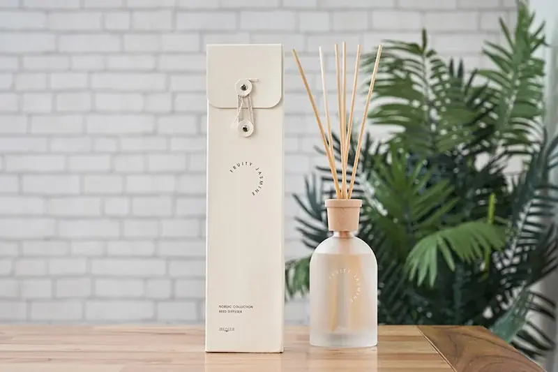 【2026年秋の最旬】心ときめくコスモス＆キンモクセイの香りが仲間入り！mercyu「Nordic Collection 倒れてもこぼれにくいリードディフューザー」【ライフオンプロダクツ株式会社】 画像 4