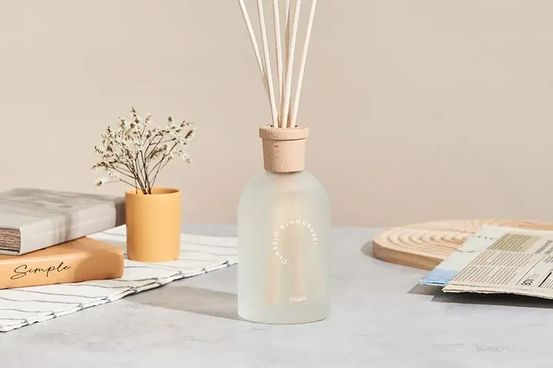 【2026年秋の最旬】心ときめくコスモス＆キンモクセイの香りが仲間入り！mercyu「Nordic Collection 倒れてもこぼれにくいリードディフューザー」【ライフオンプロダクツ株式会社】 画像 5