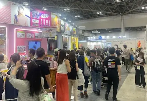 レック、出展で新製品とちいかわコラボが注目