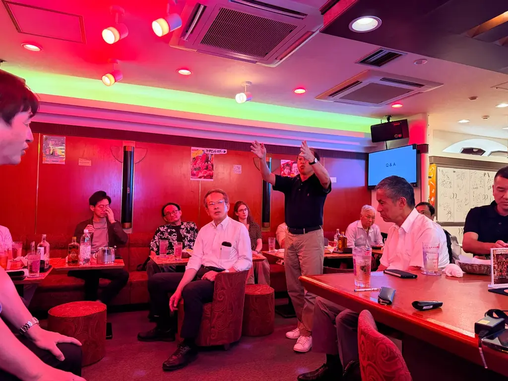 【レポート】プロ人材機構×矢野経済研究所「あきらとシニアが吠える夜」開催。スナック文化とサードプレイスの価値を激アツ討論！ 画像 3