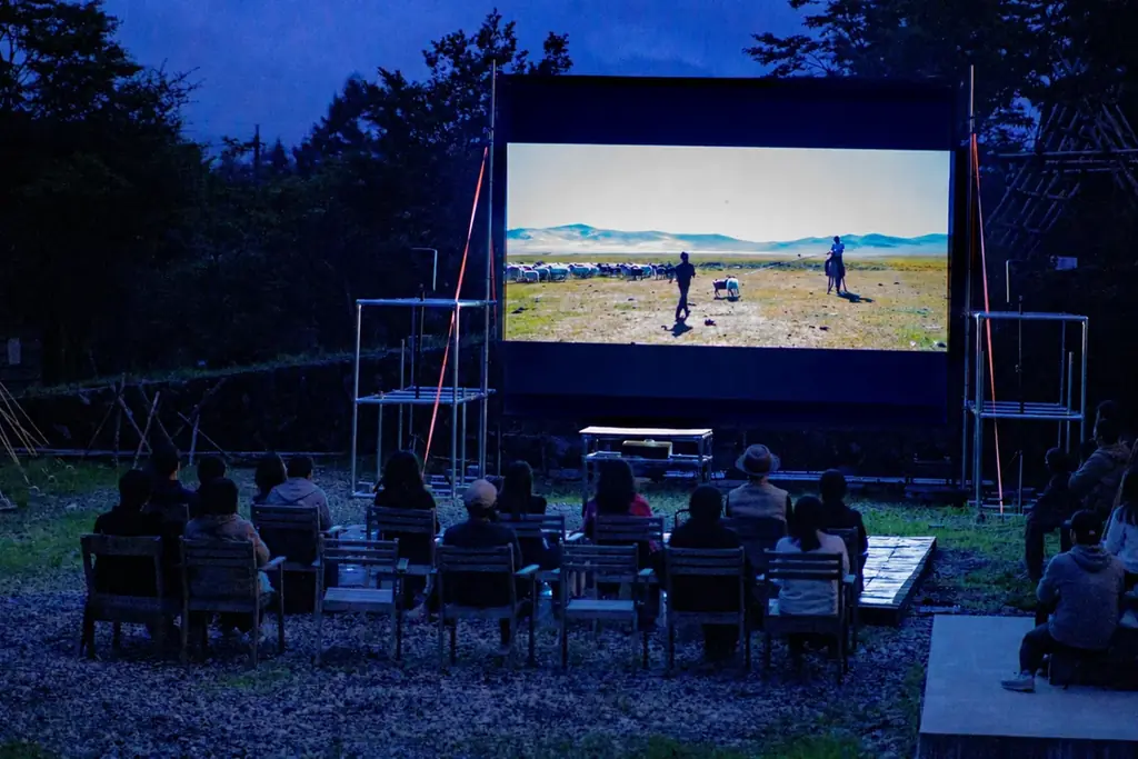 山中湖の夏を楽しむ「ザ・夏まつり2026」開催 | 齋藤キャメル ソロライブと無料映画上映会を実施、Yamanaka Cinemaではキャンププラン付きのYamanaka Cinema Weekも 画像 6
