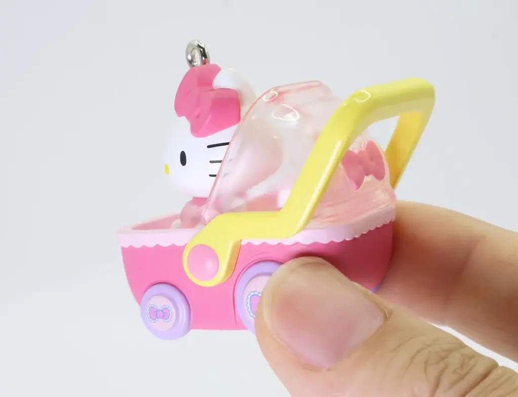 ロングセラー「ムラオカ」のおもちゃが手のひらサイズに。​『ハローキティ かわいいおもちゃ ミニチュアチャーム』​2026年8月中旬 発売予定​ 画像 14