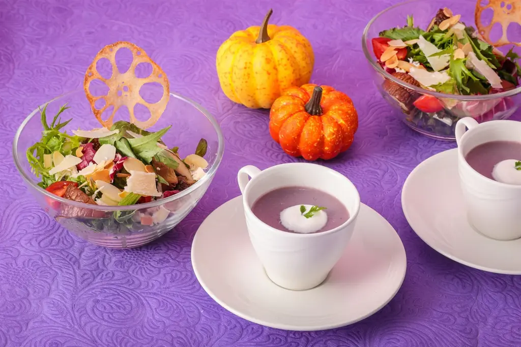 秋の味覚に大変身！ホテル最上階で愉しむおばけたちとのハロウィンアフタヌーンティー 画像 5