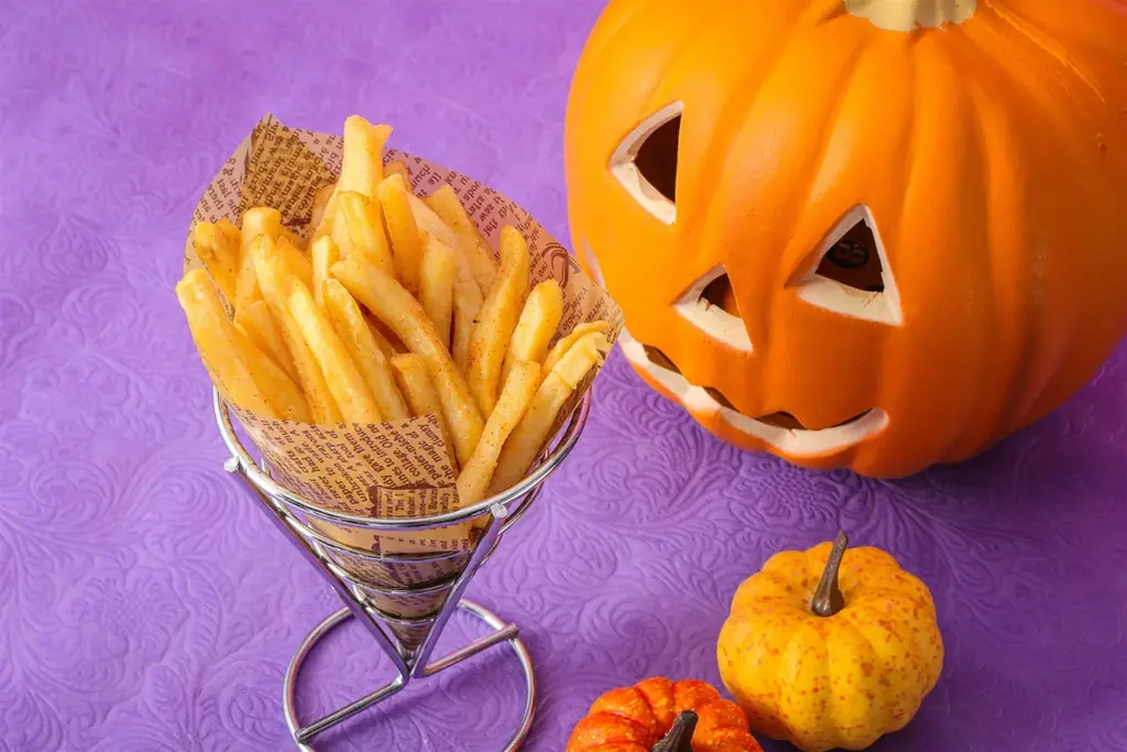 秋の味覚に大変身！ホテル最上階で愉しむおばけたちとのハロウィンアフタヌーンティー 画像 6