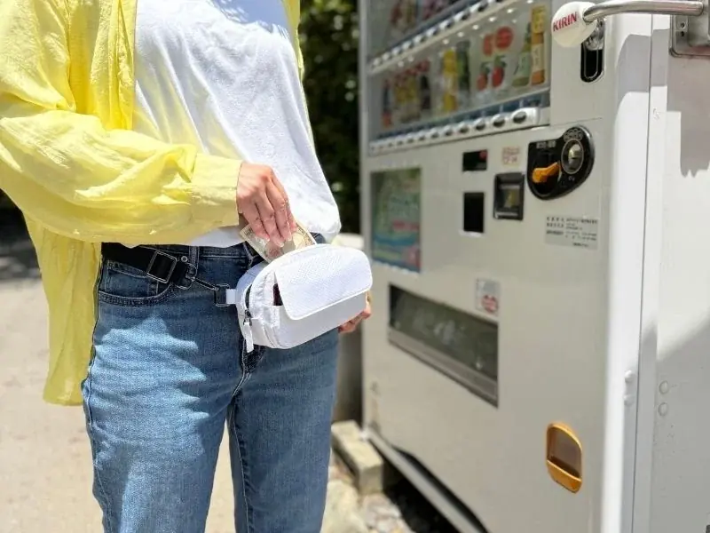【開始24時間で460万円超え】財布もいらない「まるでポケットのようなバッグ」から新作登場。軽量撥水素材で新色2カラー。 画像 8