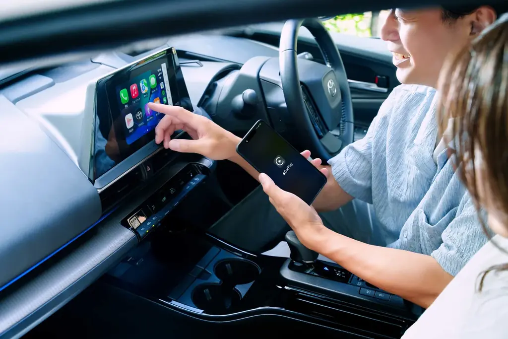 「もうケーブル接続には戻れない」Ottocast Mini Aura登場｜乗るだけで自動接続、有線CarPlay・Android Autoをワイヤレス化！お盆の帰省や長距離ドライブをもっと快適に 画像 5