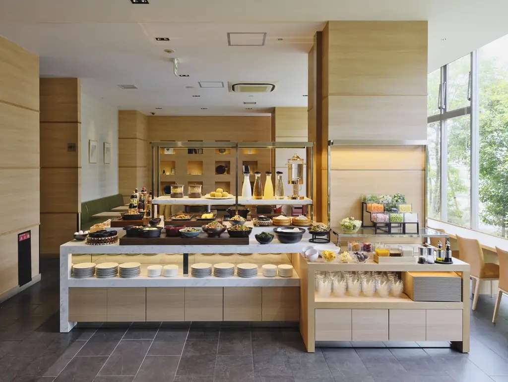 【カンデオホテルズ佐野】7月24日リニューアルオープン！洗練された客室デザイン、豊かな自然が見える朝食会場とセルフロウリュのサウナを新設。栃木・佐野ならではの唯一無二の滞在体験を提供。 画像 4
