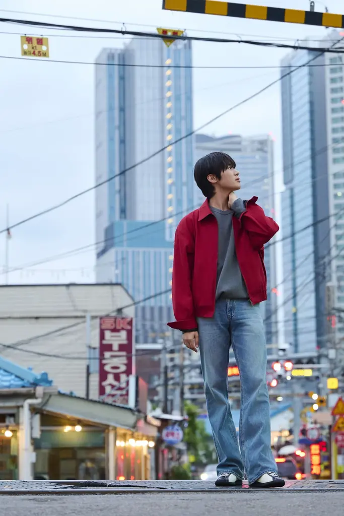 『梨泰院クラス』『人間レッスン』で注目を集める韓国俳優キム・ドンヒ初の公式写真集発売を記念した写真展「Unscripted Days —ソウル、台本のない5日間」を渋谷PARCOで開催！ 画像 3