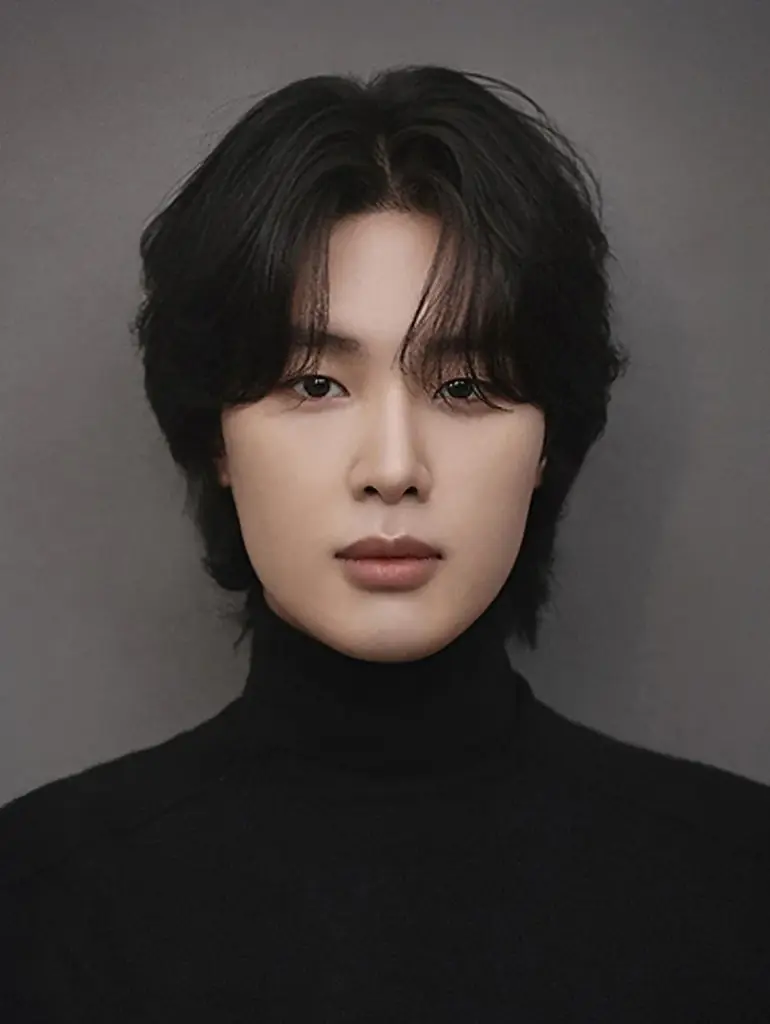 『梨泰院クラス』『人間レッスン』で注目を集める韓国俳優キム・ドンヒ初の公式写真集発売を記念した写真展「Unscripted Days —ソウル、台本のない5日間」を渋谷PARCOで開催！ 画像 7