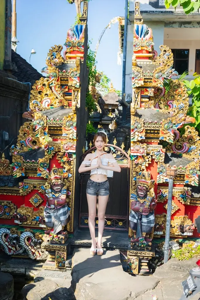 元NMB48、原かれんが1st写真集『どストライク』を10月19日(月)に発売！ 画像 7