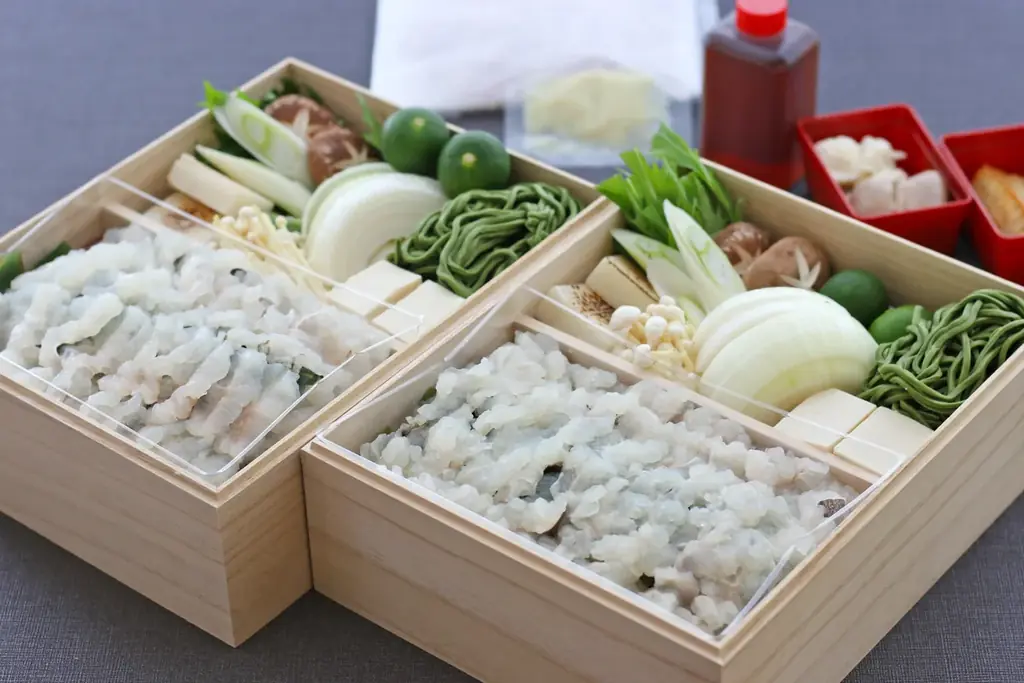 淡路島の秋の味覚「名残鱧」を楽しむホテルアナガの旬彩便　9月発送分『べっぴん鱧鍋セット』予約受付開始 画像 3