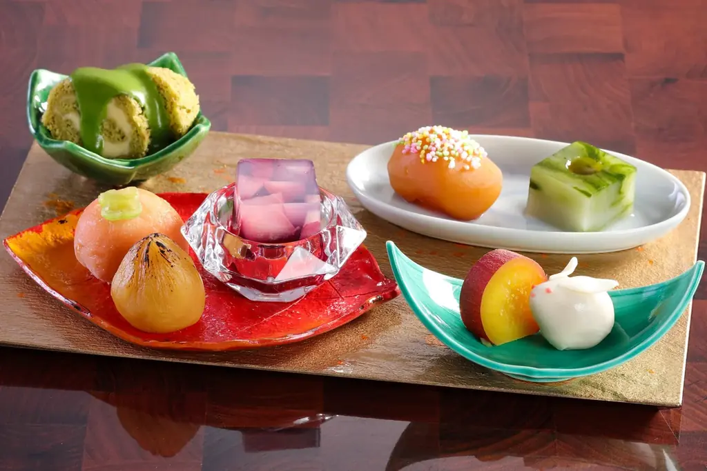 【シェラトン都ホテル大阪】月見と秋の味覚を愛でる和のアフタヌーンティー「Night 和sweets ～和のアフタヌーンティー～」秋バージョン販売 画像 2