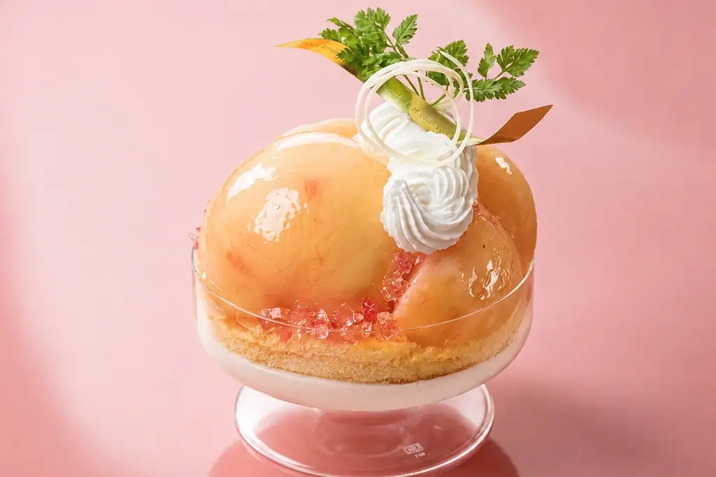 【全て1日限定】超デッッッカイ！“丸ごとドカン”と乗せちゃいました☆「夏のビッグパフェ祭り」開催！ 画像 2