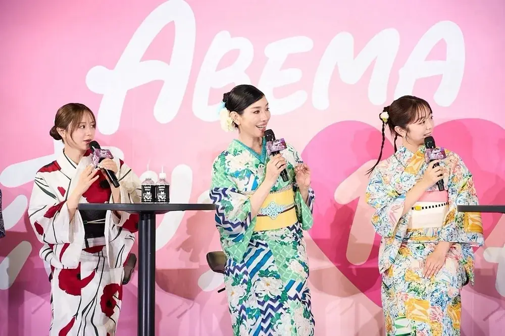 ABEMA恋リアMC陣が集結【『恋の神回診断所』開催記念トークイベントレポ】結婚4年目の峯岸みなみが夫との最新”キス事情”公開、森香澄は年下男性とのデートでの”胸キュン行動”を告白 画像 2