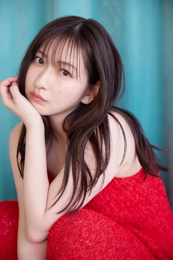 植村あかりフォトブックが10月23日発売　卒業後初の“今”を収録