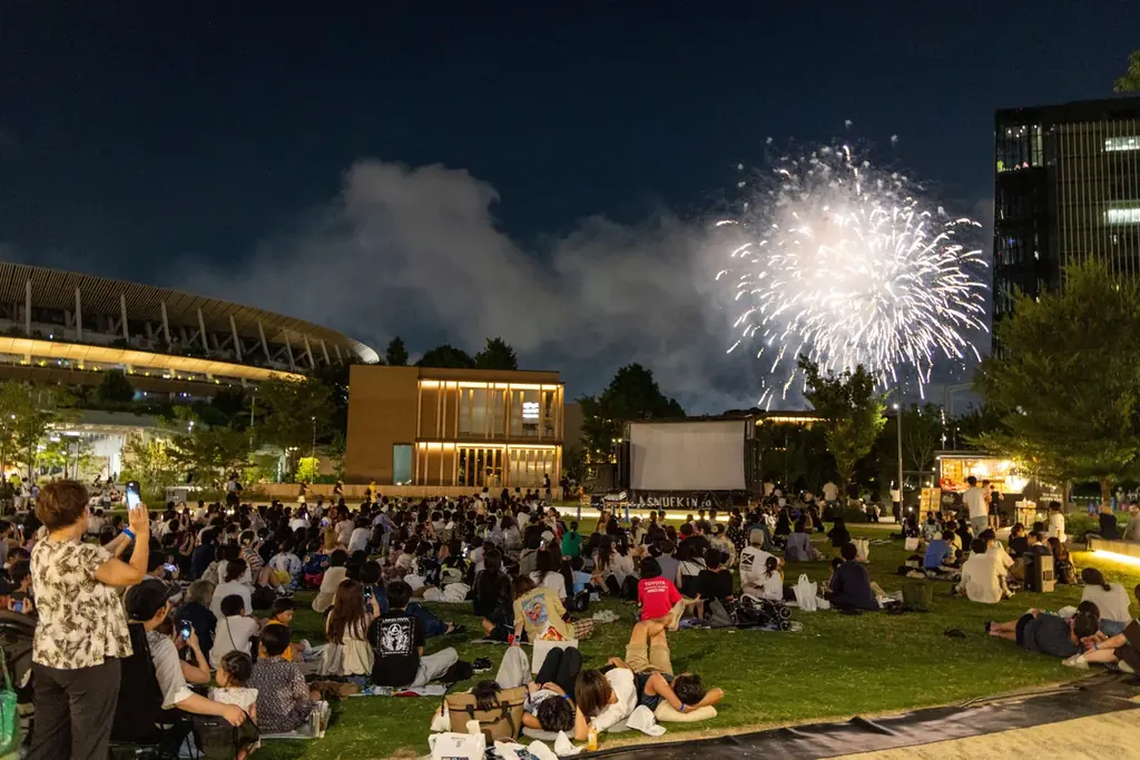 【都立明治公園】開催中の夏イベントSUMMER LOUNGEにて、来年100周年を迎える「日東紅茶」との限定コラボメニュー登場！「ナイトシネマ」第3弾上映作品も発表！ 画像 19