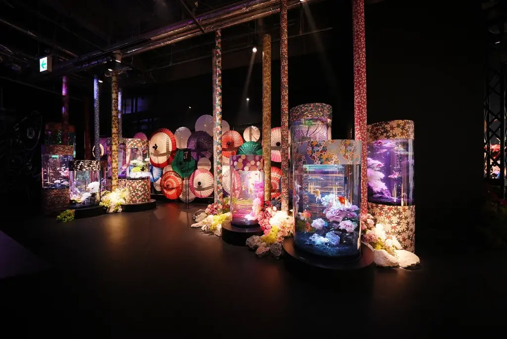 日本の水族館で唯一の評価を得た宮澤雅教の代表作『アク和リウムGA☆KYO』。それは、全作品が購入可能な一点ものの生きたアートの数々。 画像 6