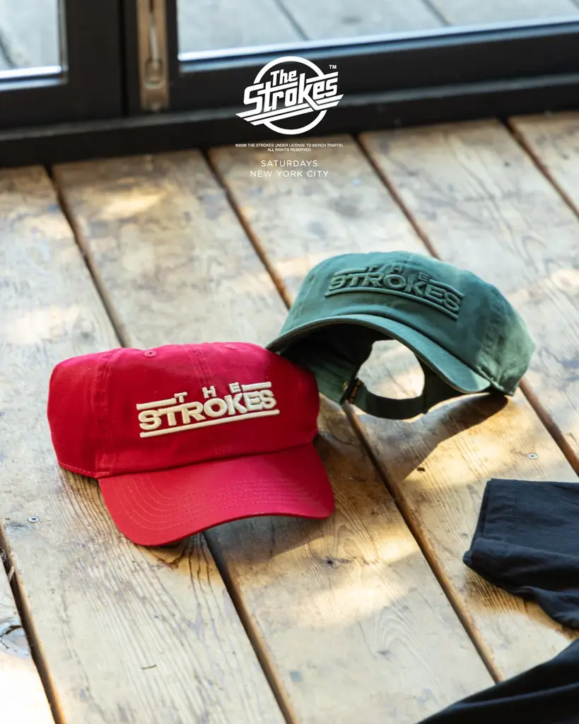 ニューヨーク出身のロックバンド「The Strokes」と「Saturdays NYC」のオフィシャル Tシャツとキャップが 8月14日 (金) に発売 画像 3