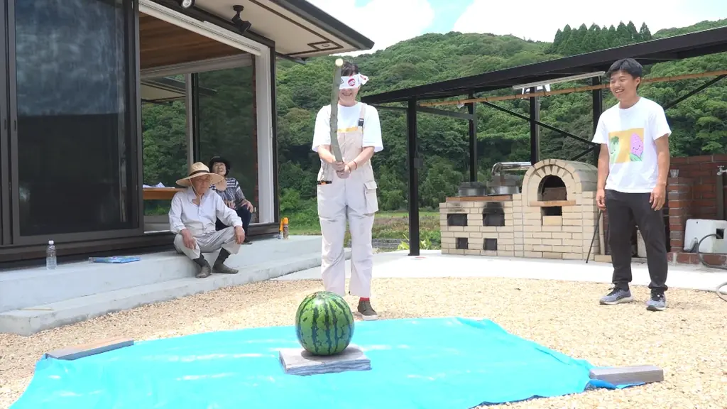 大分・なおみ農園の夏休み密着 流しそうめんとスイカ割り