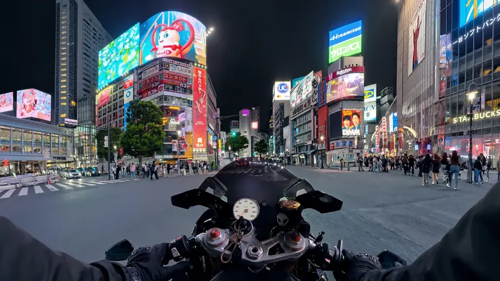 Insta360、8K 360度全景カメラ「X6」を発表 画像 3