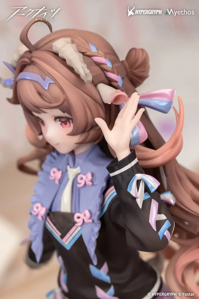 『アークナイツ』より、Gift+シリーズの新作「純燼エイヤフィヤトラ それからの物語VER.」が、1/8スケールフィギュアとして登場！ 画像 2