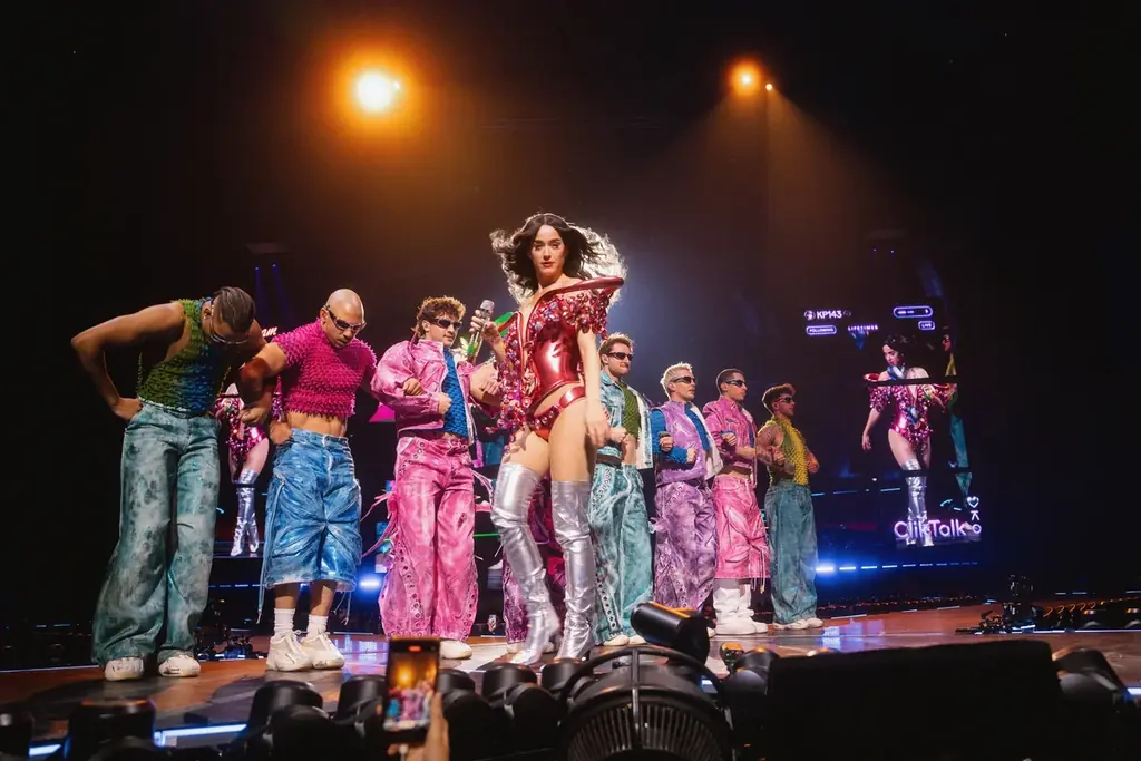 9/2(水)&9/5(土) 劇場公開 映画『Katy Perry：The Lifetimes Tour – Live from Paris』日本予告編が完成しました。また、上映劇場が決定しました。 画像 2
