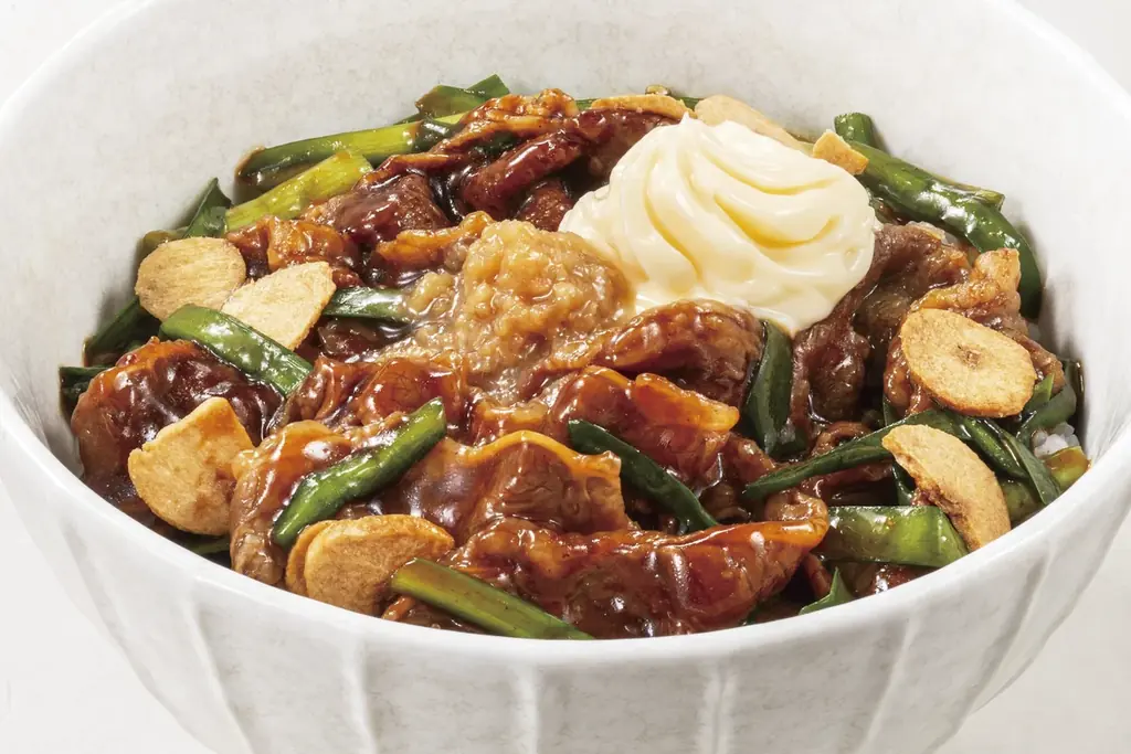 まだまだ続く暑い夏！快活CLUBのスタミナ満点メニューで乗り切ろう！肉も麺も楽しめる、4種の限定メニューが登場 画像 3